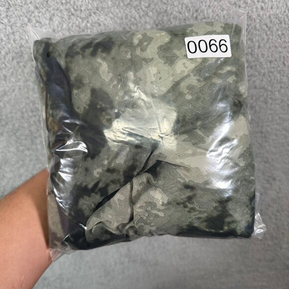 Simply Vera Wang Green Sleeveless Tie Dye Maxi Dress - Picture 8 of 8